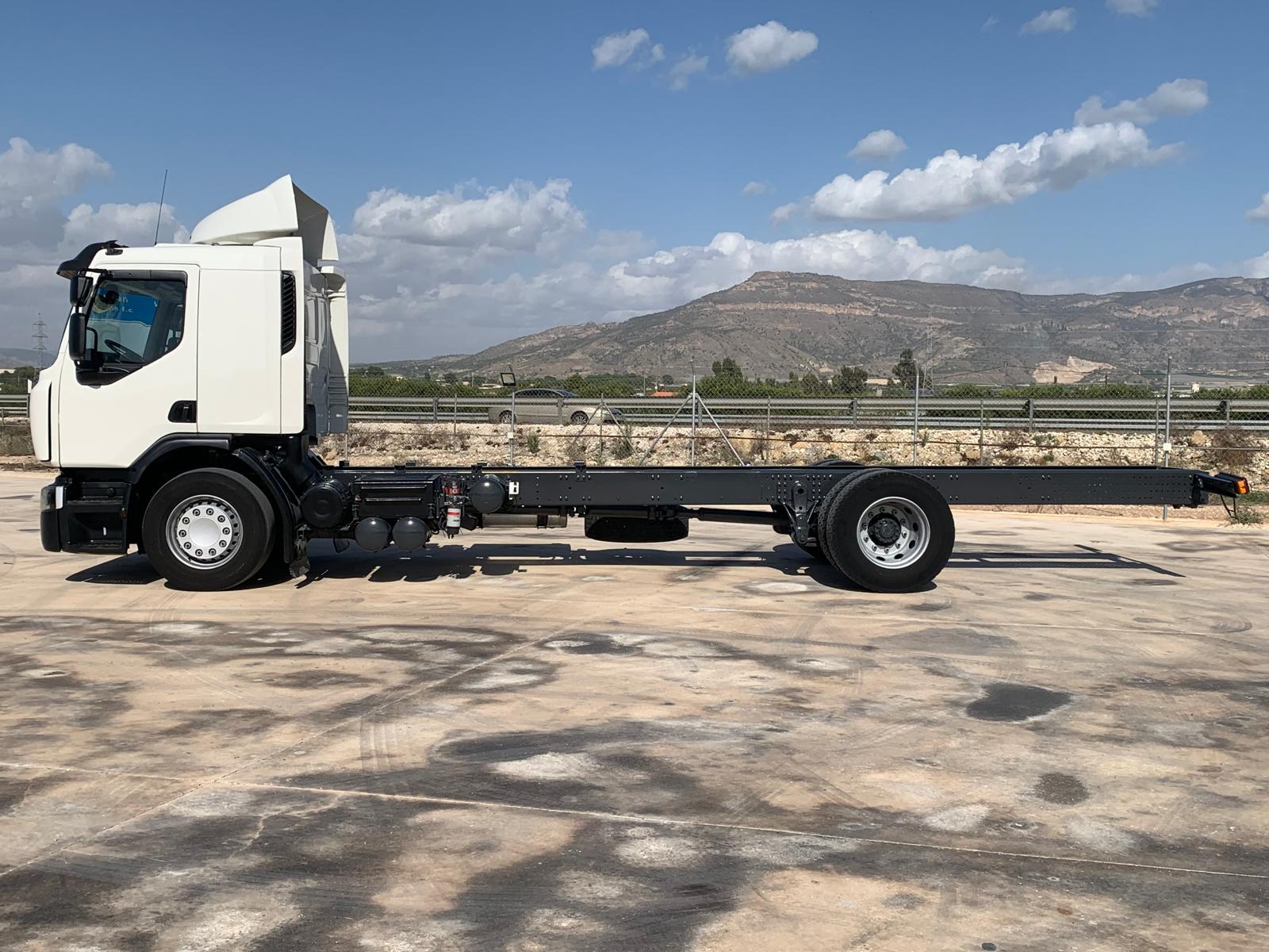 CHASIS CON OPCION DE CUALQUIER CARROZADO