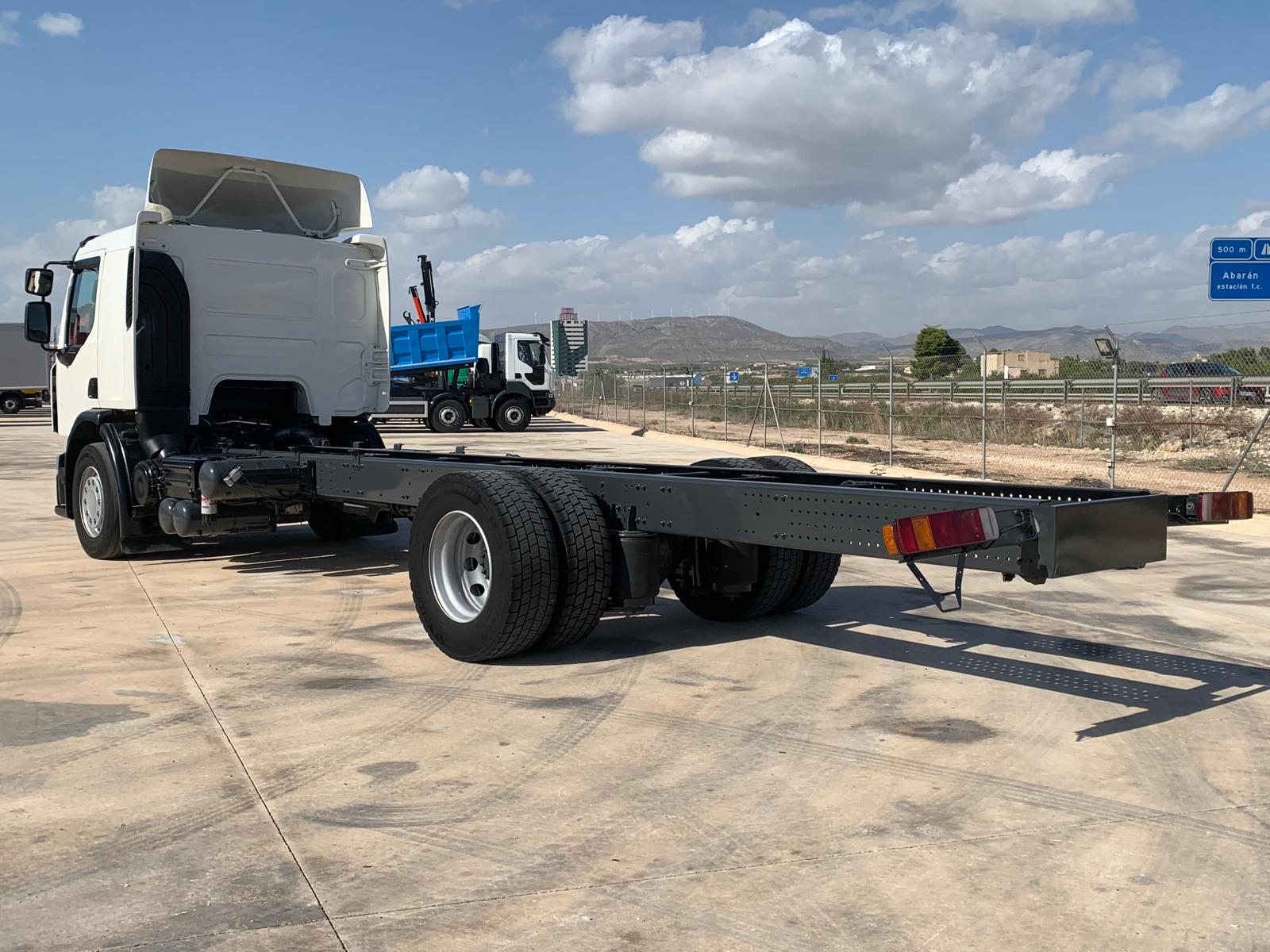 CHASIS CON OPCION DE CUALQUIER CARROZADO