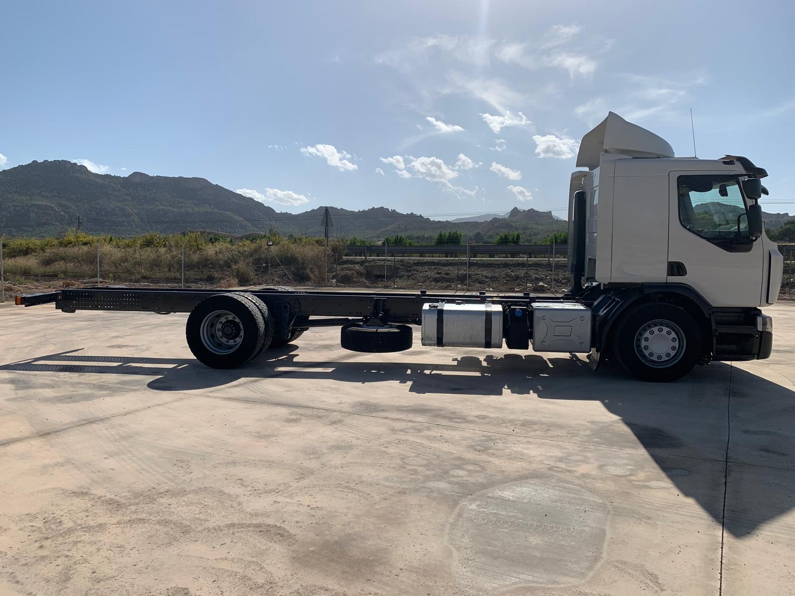 CHASIS CON OPCION DE CUALQUIER CARROZADO