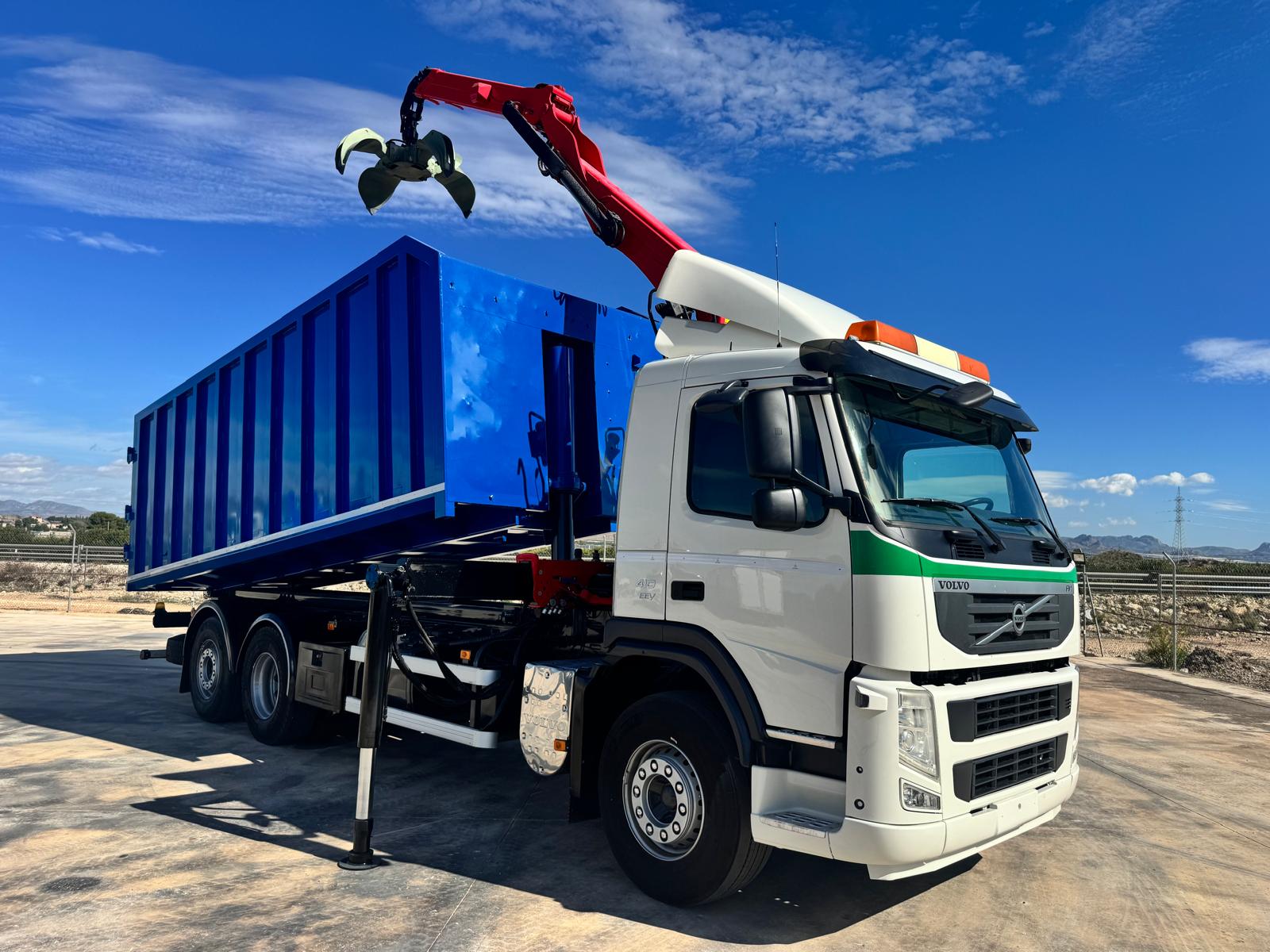 GRUA EPSILON Q 170 Z Y CAJA BASCULANTE 7M