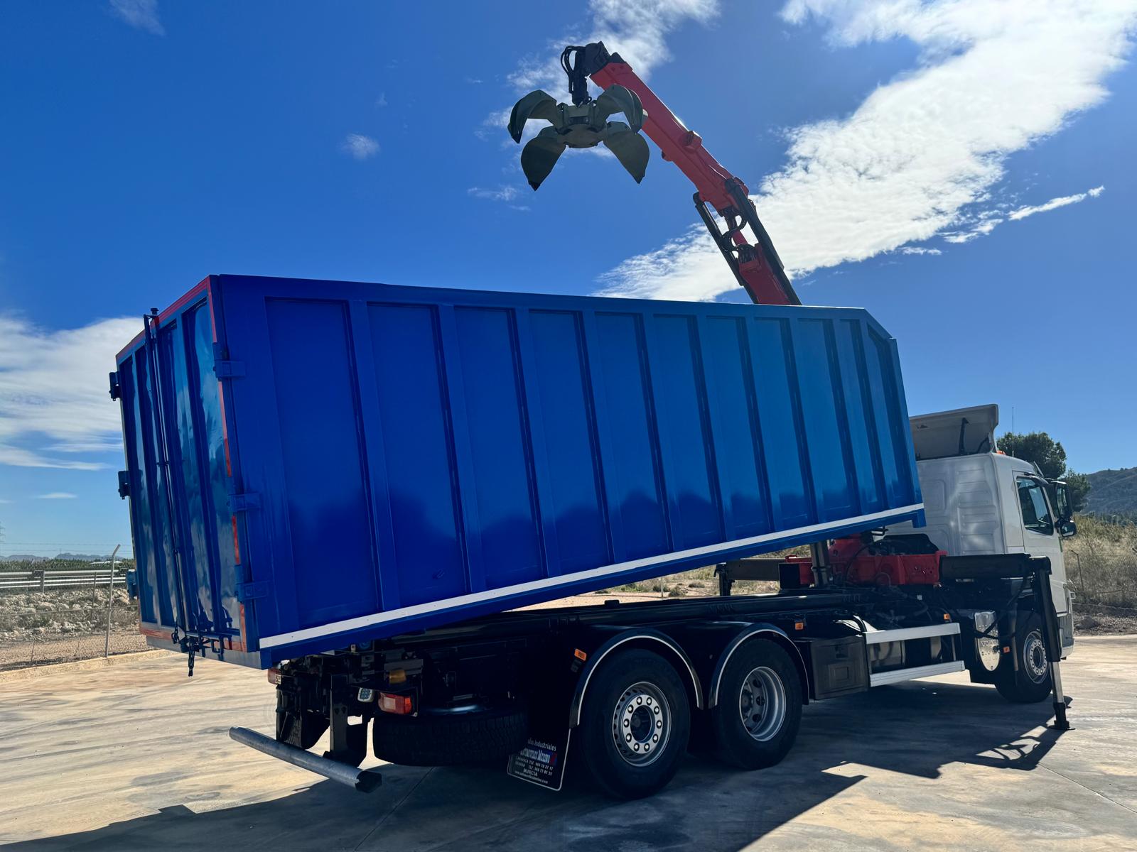 GRUA EPSILON Q 170 Z Y CAJA BASCULANTE 7M