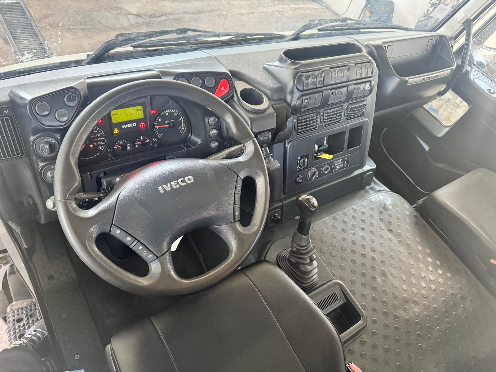 GRUA PALFINGER PK 16001K Y CAJA BASCULANTE