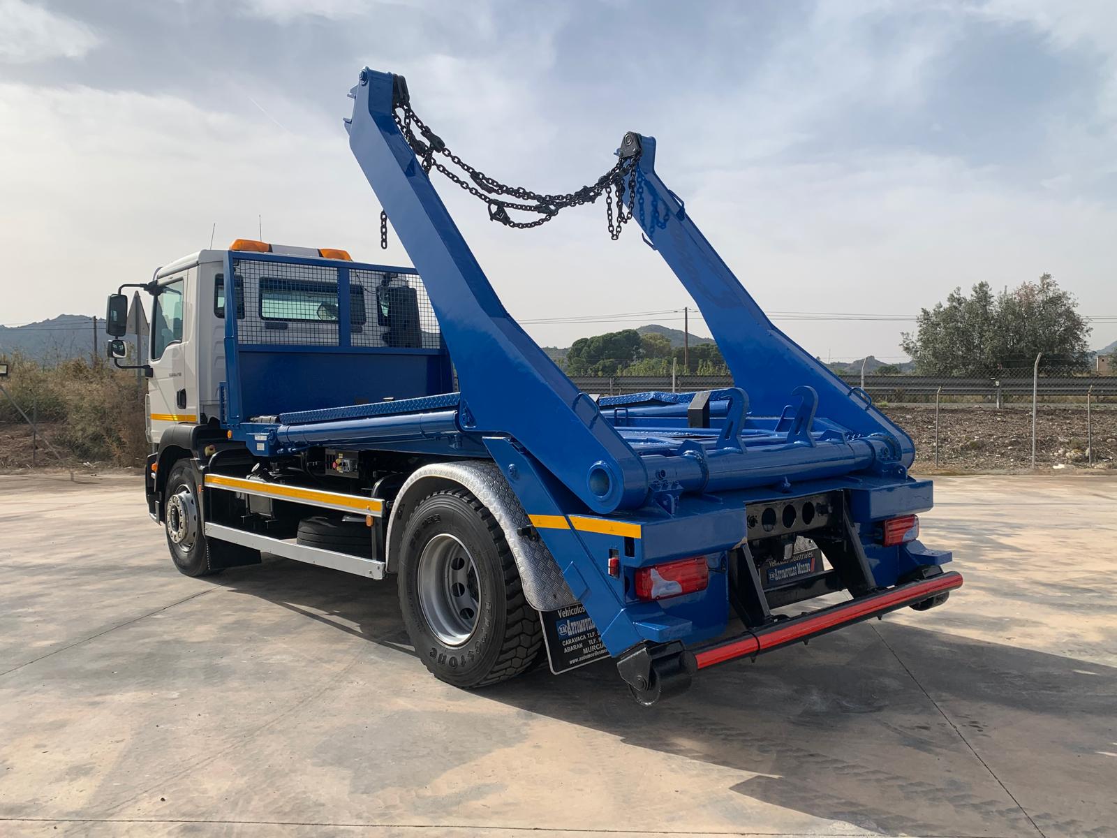 PORTACONTENEDORES CADENAS PALFINGER 14 TN