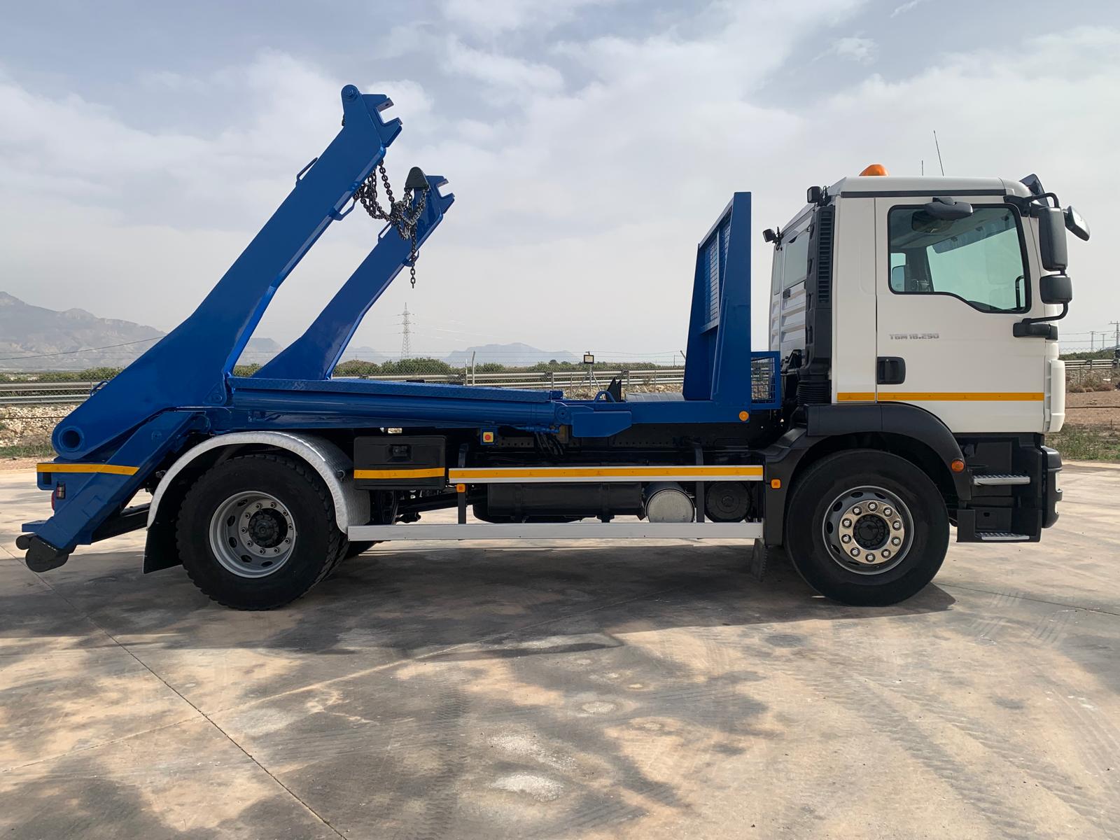 PORTACONTENEDORES CADENAS PALFINGER 14 TN