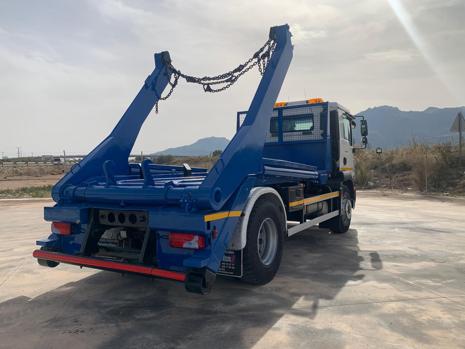 PORTACONTENEDORES CADENAS PALFINGER 14 TN