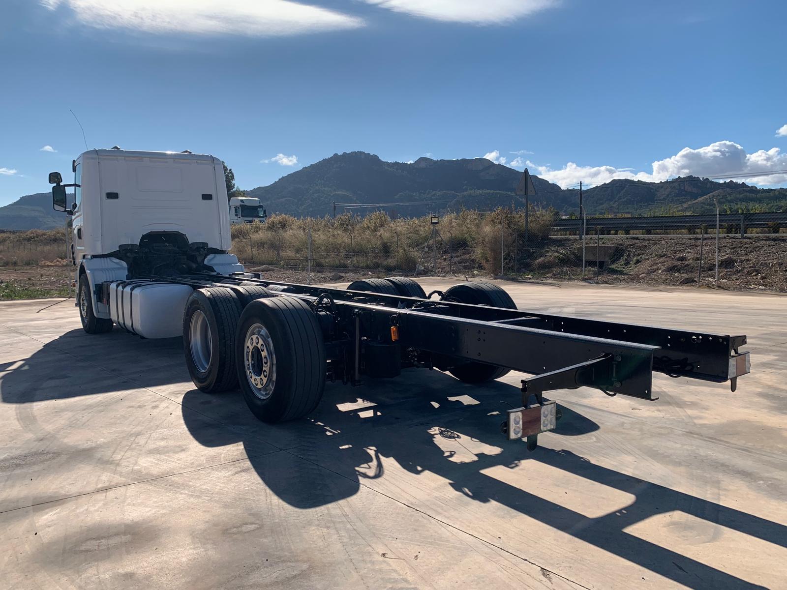 CHASIS CON OPCION DE CUALQUIER CARROZADO