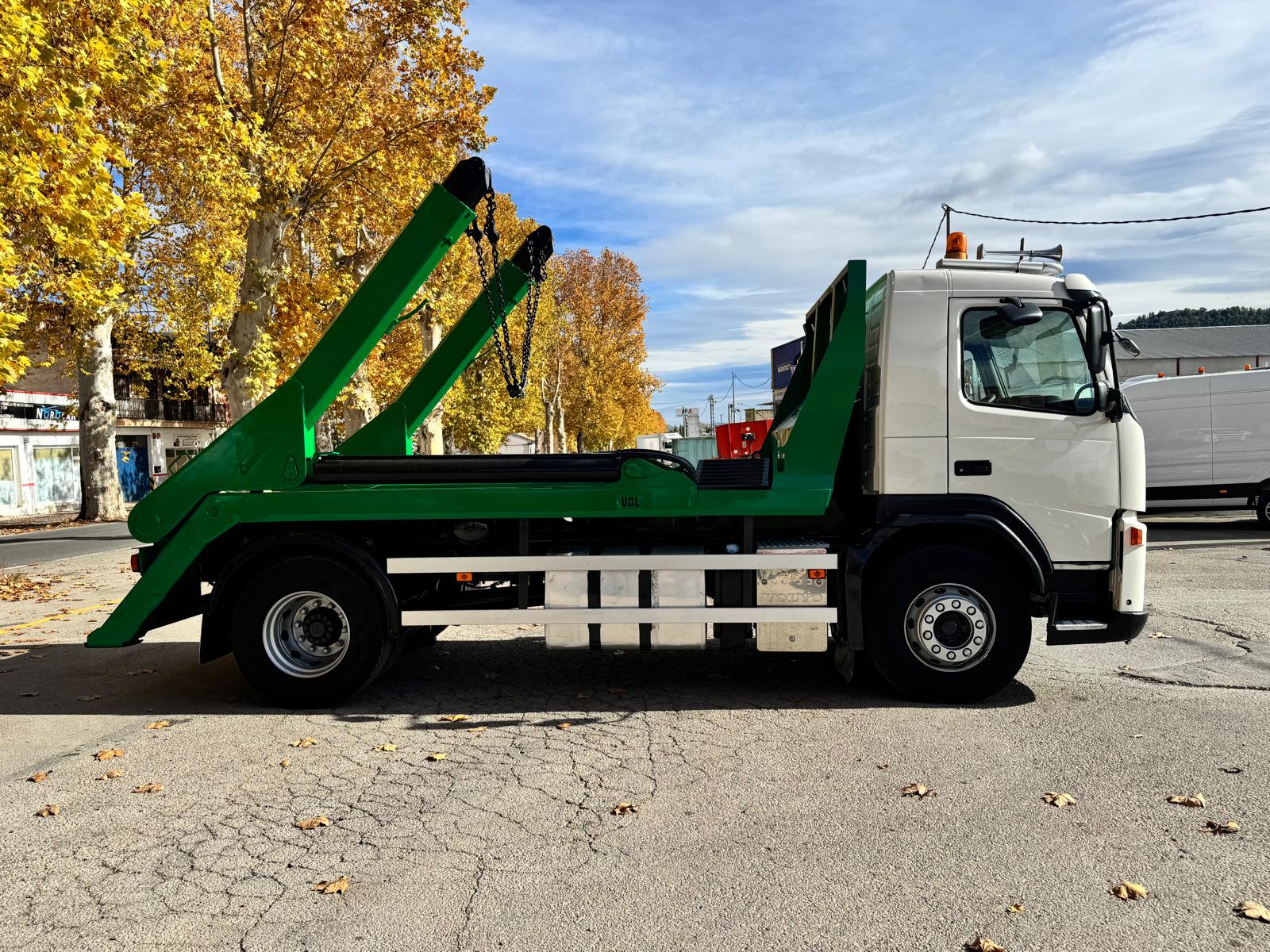 PORTACONTENEDORES CADENAS VDL