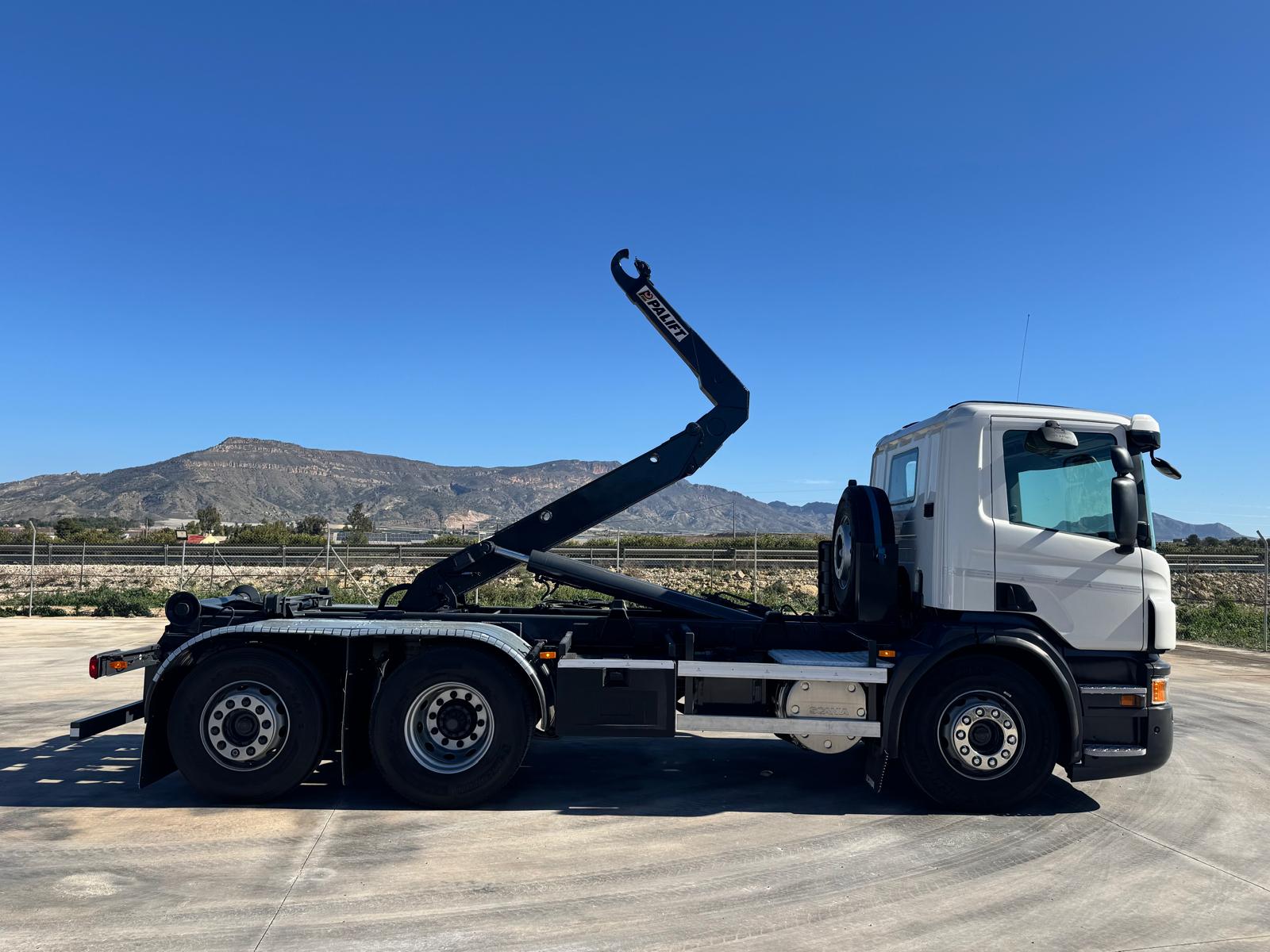 PORTACONTENEDORES GUIMA DE 20 TONELADAS