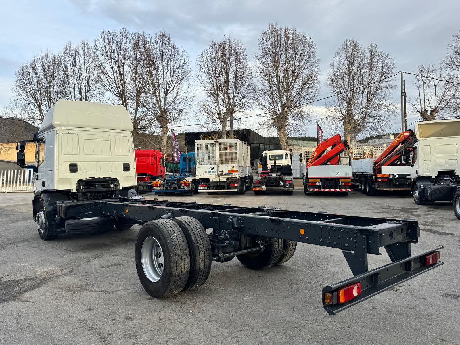 CHASIS CON OPCION DE CUALQUIER CARROZADO