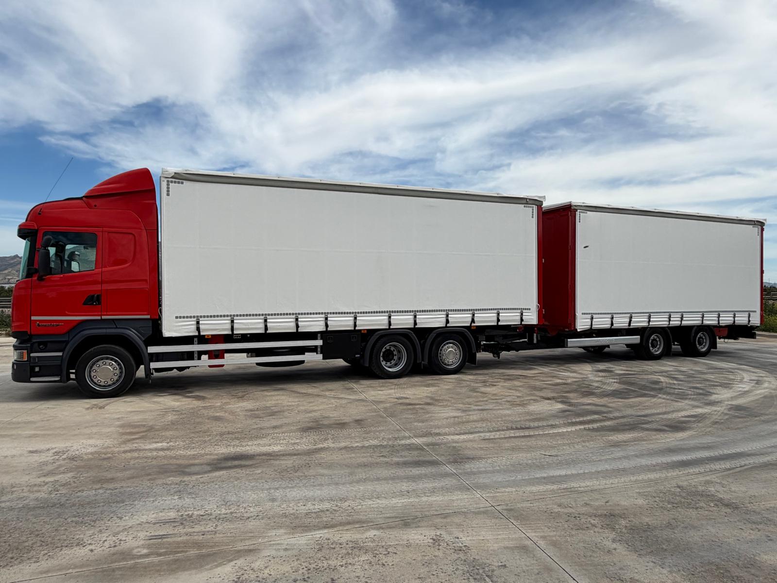 CARROCERIAS TAULINER Y TRANSBORDO DE CARGA