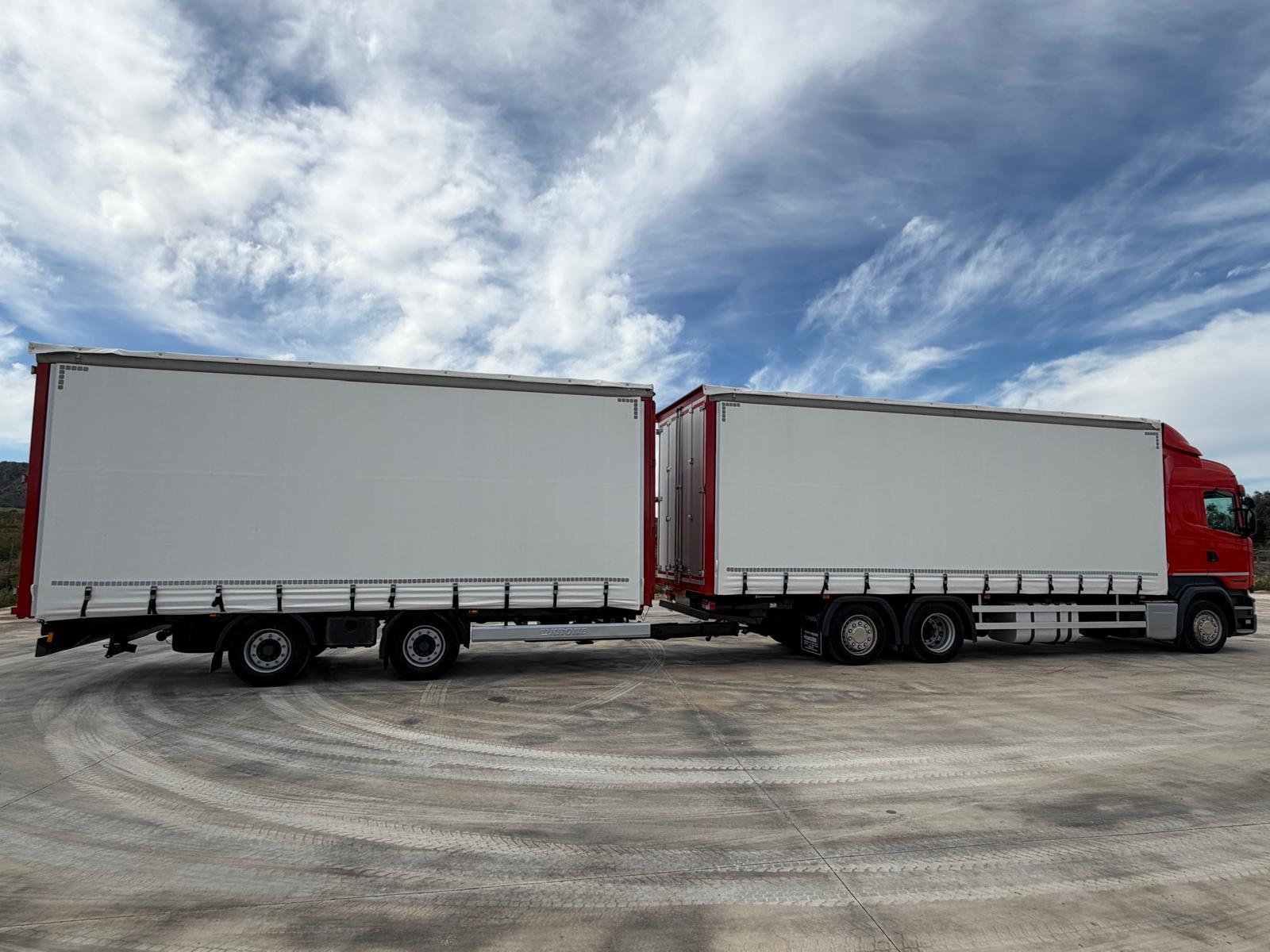 CARROCERIAS TAULINER Y TRANSBORDO DE CARGA