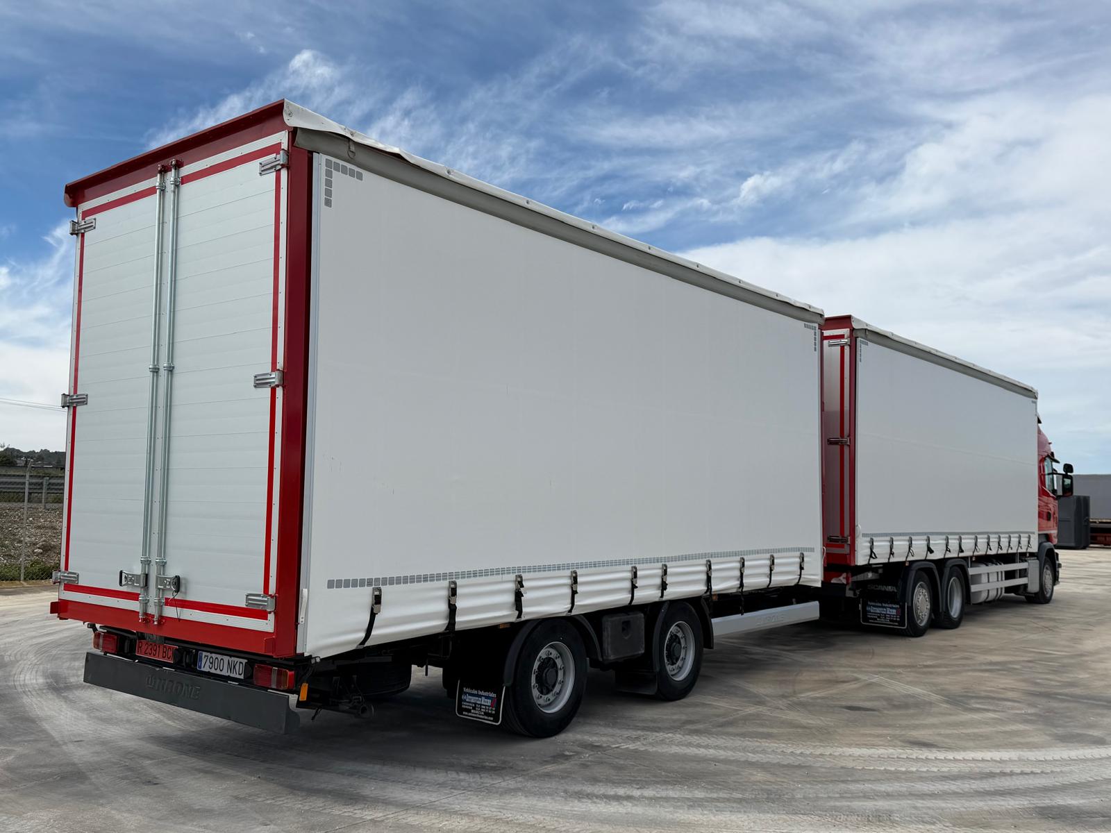 CARROCERIAS TAULINER Y TRANSBORDO DE CARGA